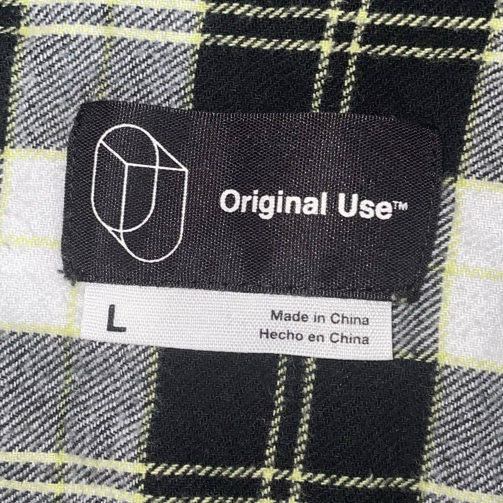 Long sleeve button down - Picture 3 of 3